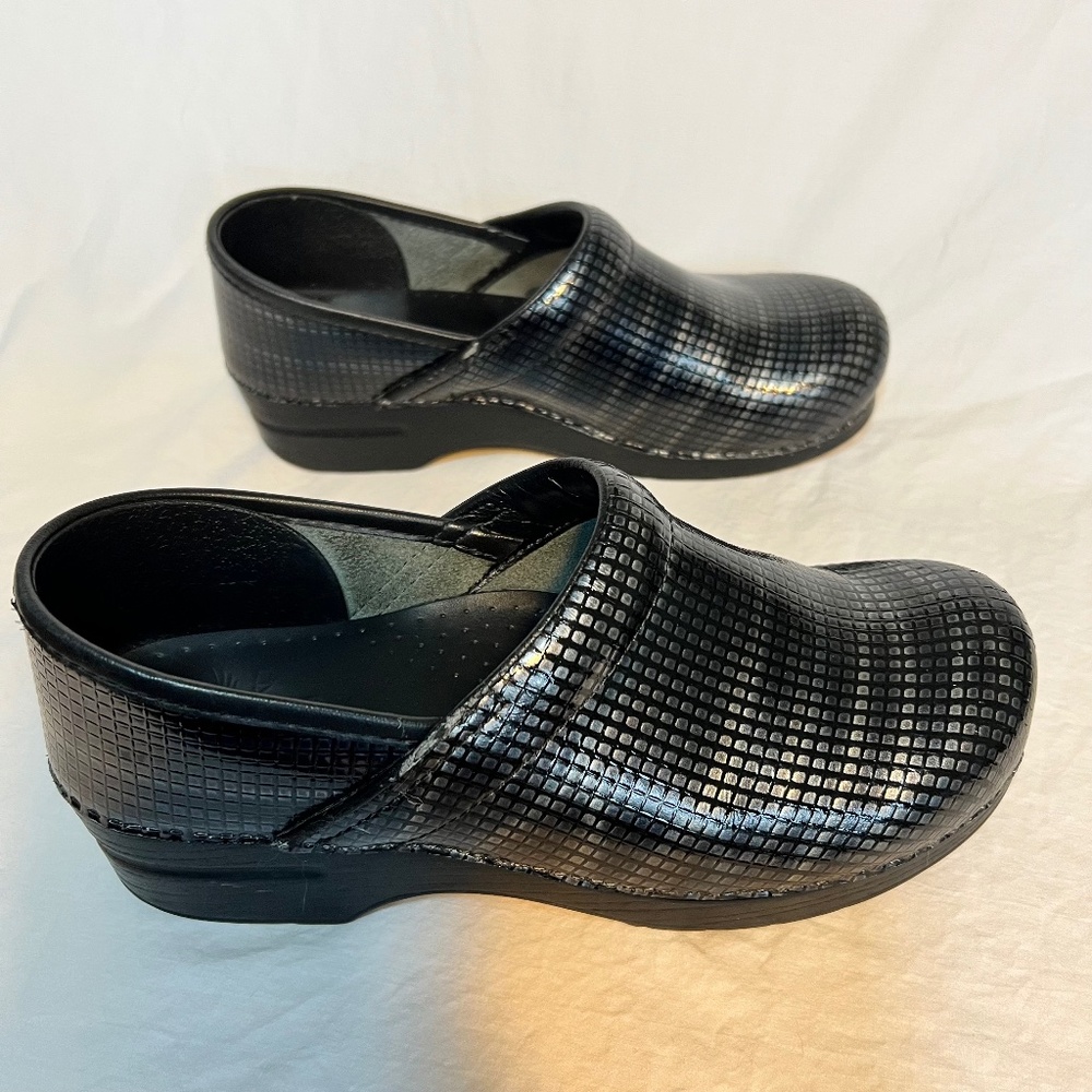 Women Dansko Professional Clogs 41
